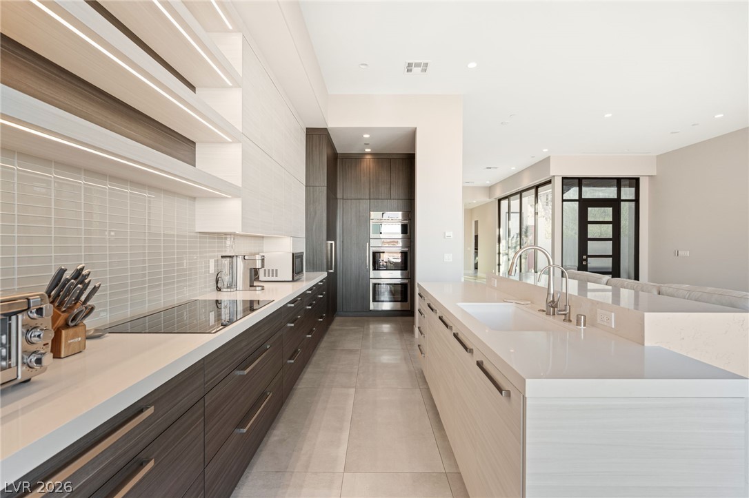656 Falcon Summit Court Henderson NV 89012