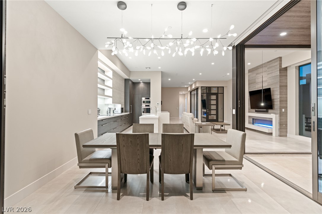656 Falcon Summit Court Henderson NV 89012
