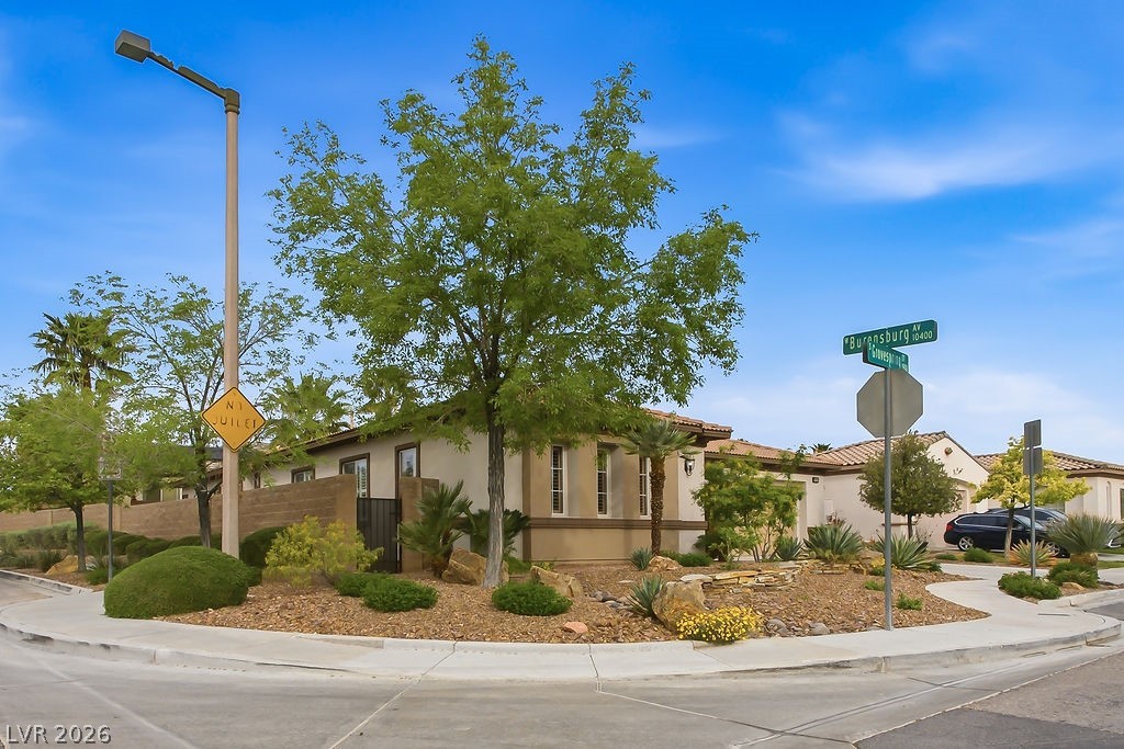 1947 Grovespring Street Las Vegas NV 89135