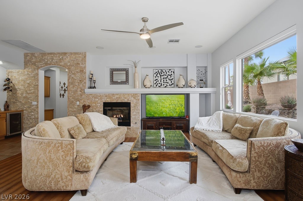 1947 Grovespring Street Las Vegas NV 89135
