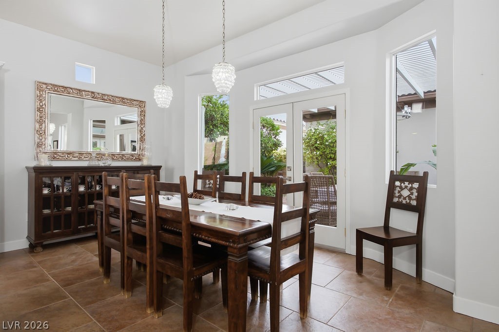 1947 Grovespring Street Las Vegas NV 89135