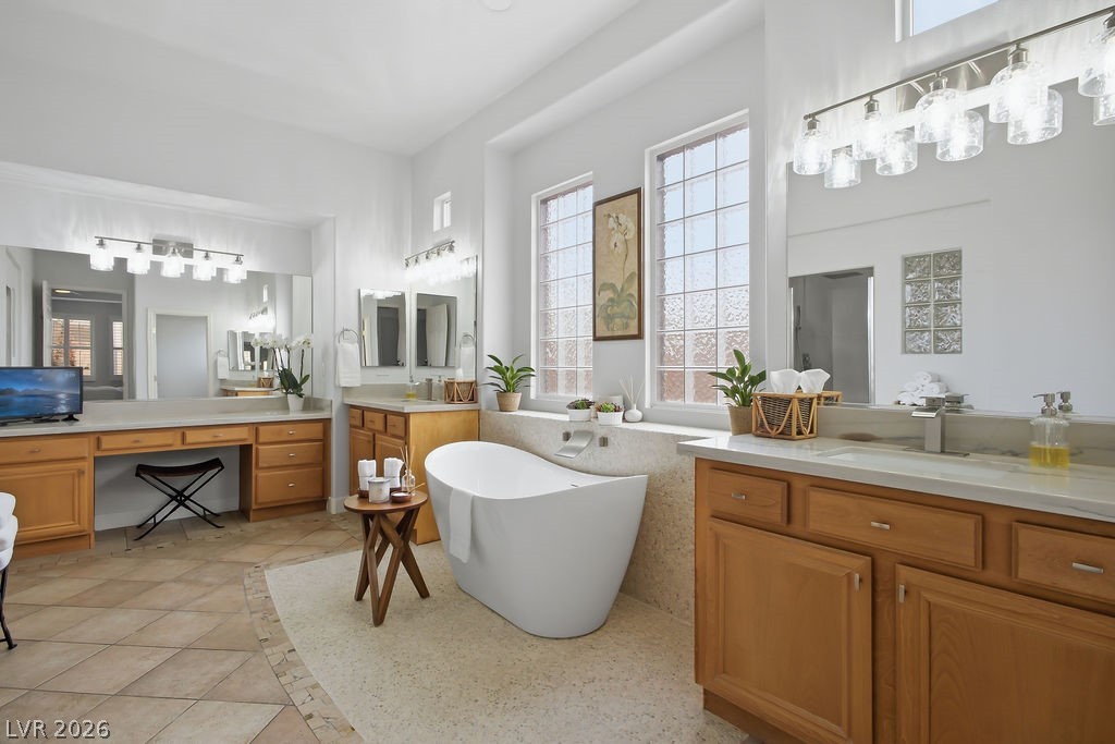 1947 Grovespring Street Las Vegas NV 89135