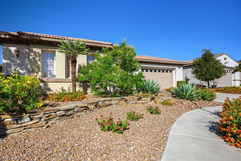 1947 Grovespring Street Las Vegas NV 89135