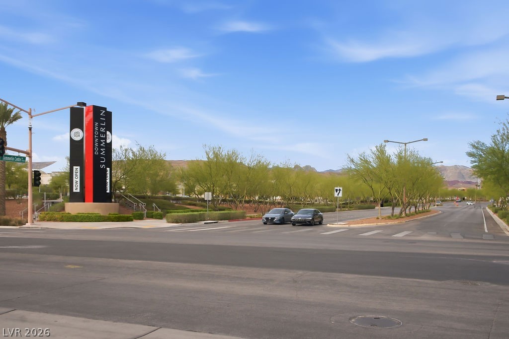 1947 Grovespring Street Las Vegas NV 89135