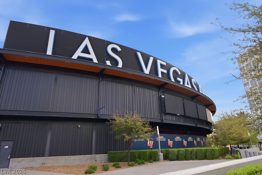 1947 Grovespring Street Las Vegas NV 89135
