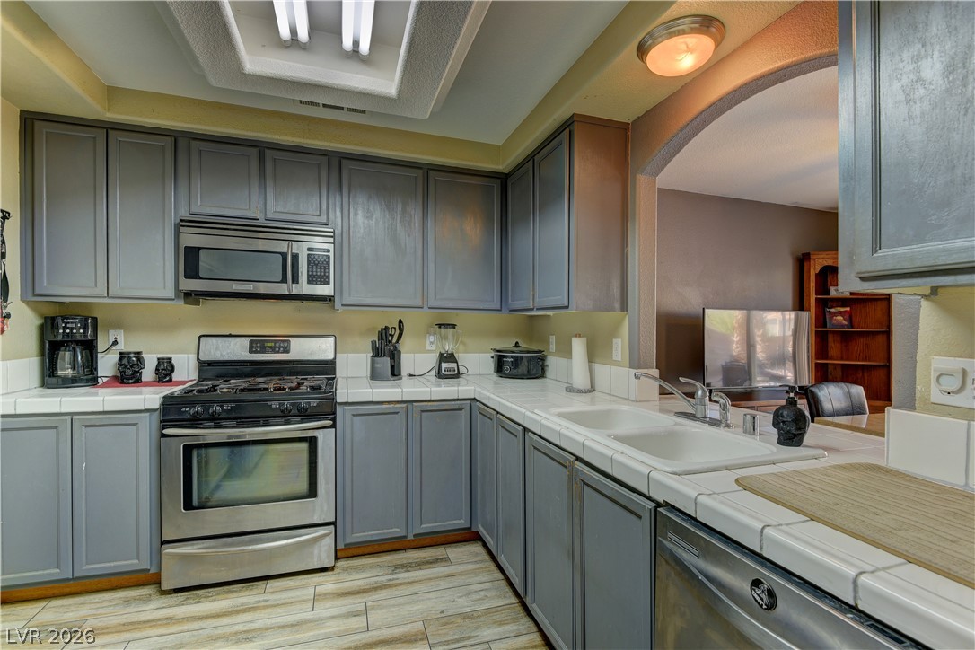 10190 Ghost Gum Street Las Vegas NV 89183