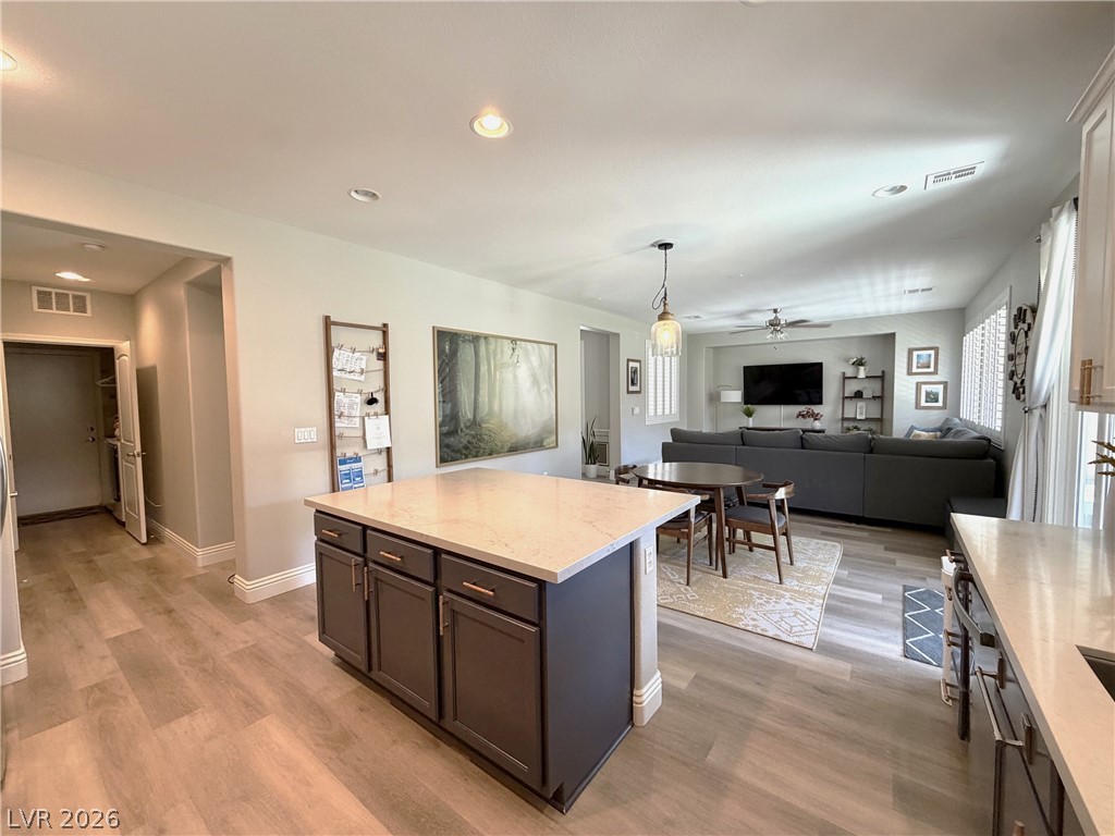 6635 Brooklyn Heights Street Las Vegas NV 89166