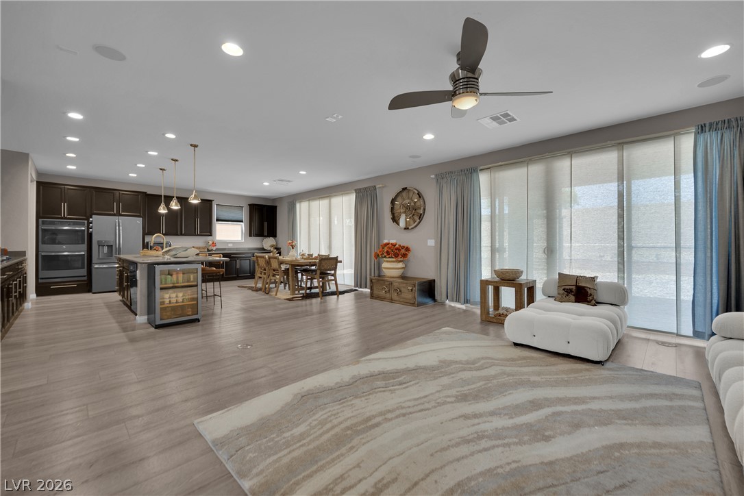 8767 Pinley Spring Street Las Vegas NV 89113