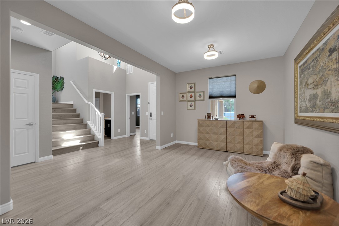 8767 Pinley Spring Street Las Vegas NV 89113
