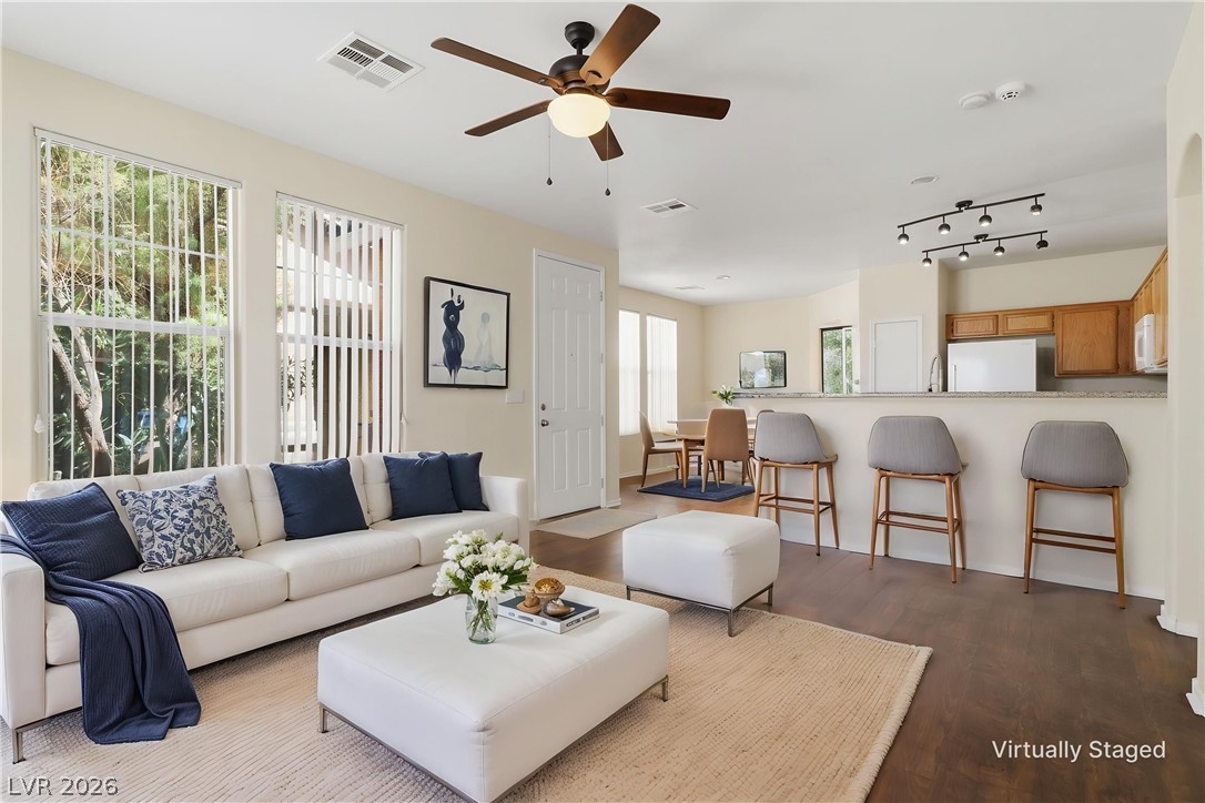 2528 Living Rock Street Las Vegas NV 89106