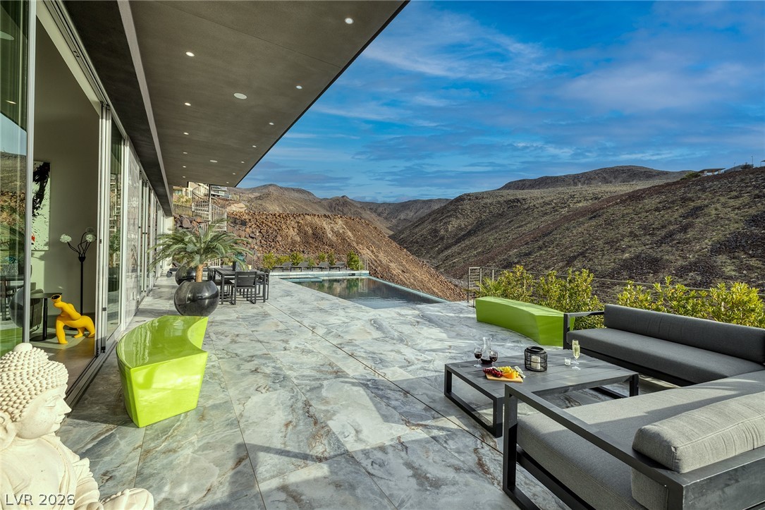 1205 Amber Rim Drive Henderson NV 89012