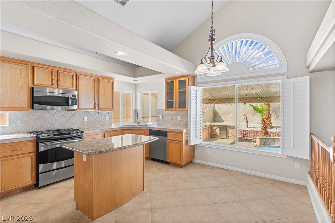 7943 Avalon Island Street Las Vegas NV 89139