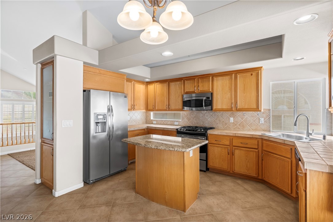 7943 Avalon Island Street Las Vegas NV 89139