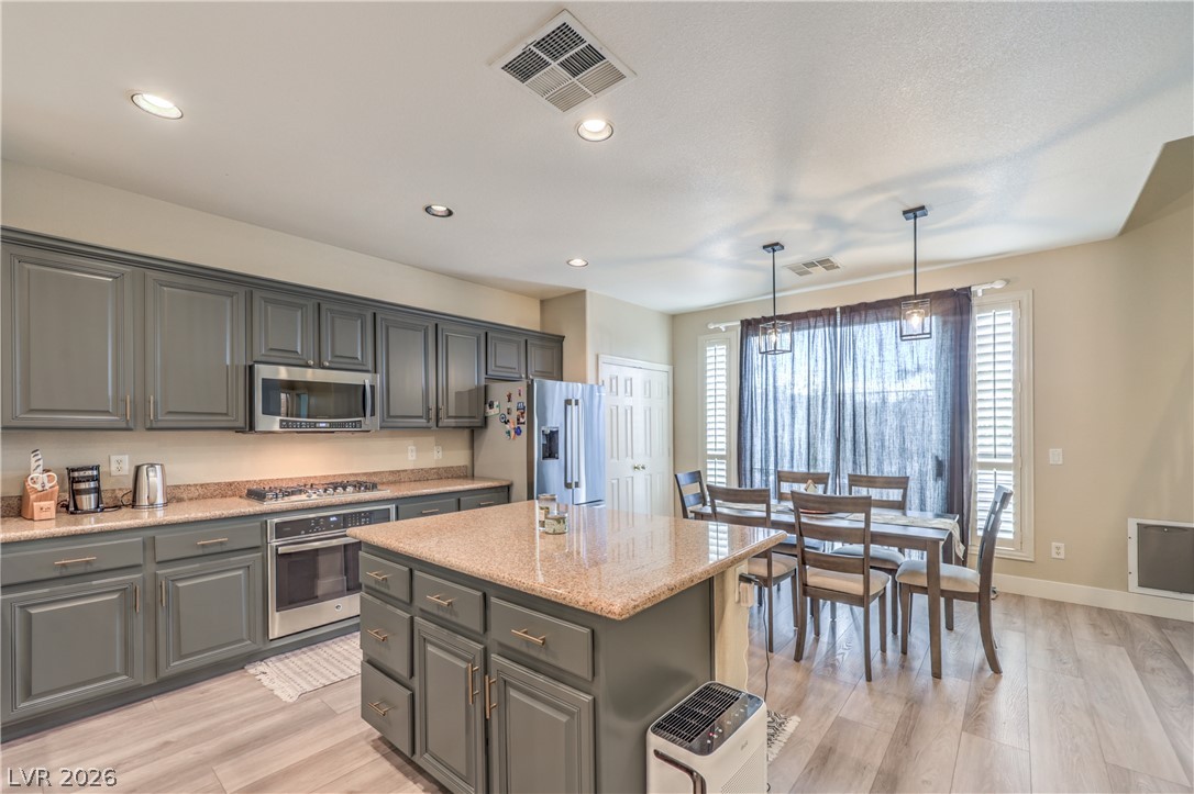 985 Sparkling Light Street Henderson NV 89052