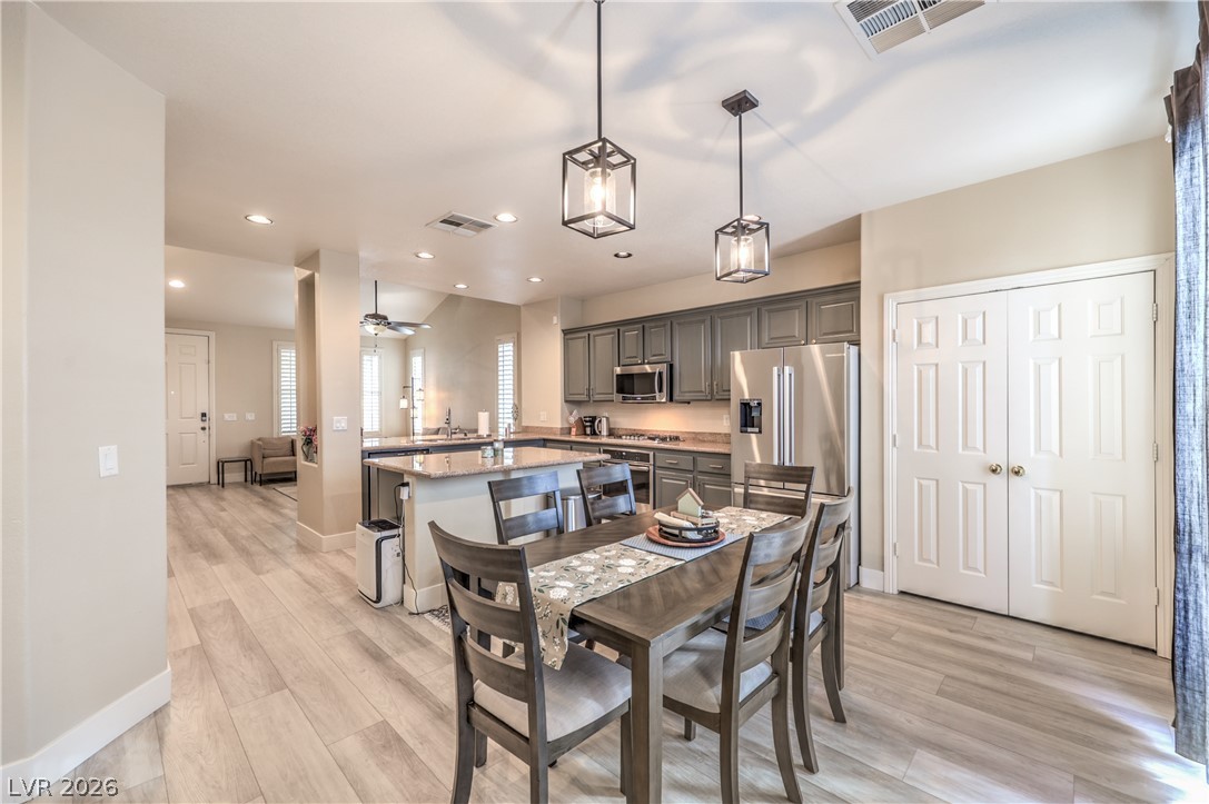 985 Sparkling Light Street Henderson NV 89052