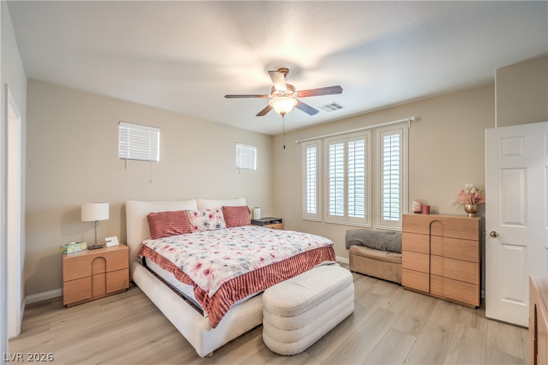 985 Sparkling Light Street Henderson NV 89052