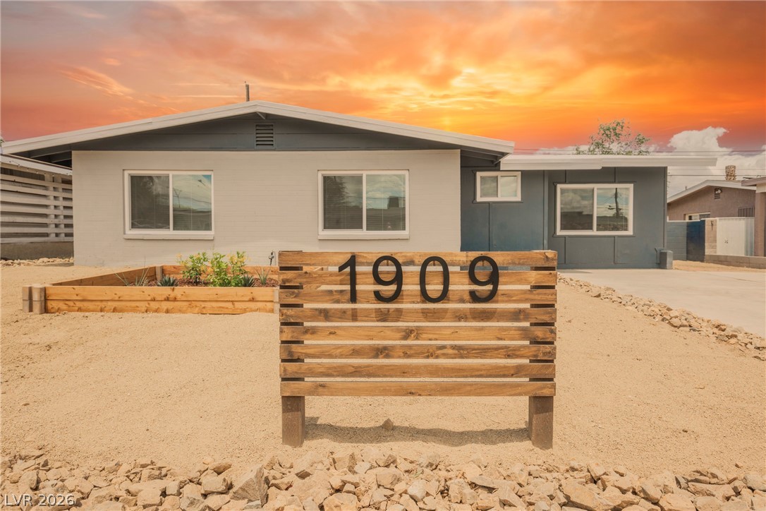1909 Griffith Avenue Las Vegas NV 89104