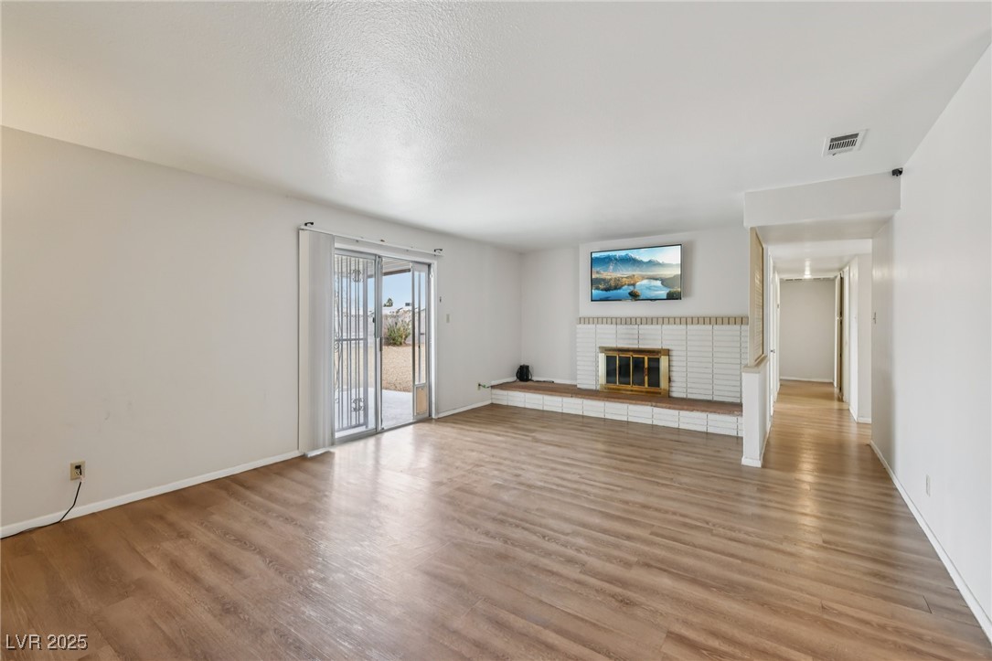 6912 Singing Dunes Lane Las Vegas NV 89145