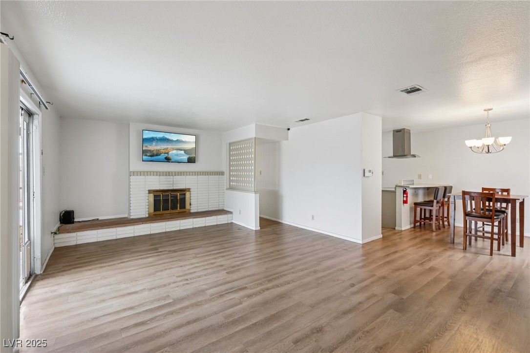 6912 Singing Dunes Lane Las Vegas NV 89145