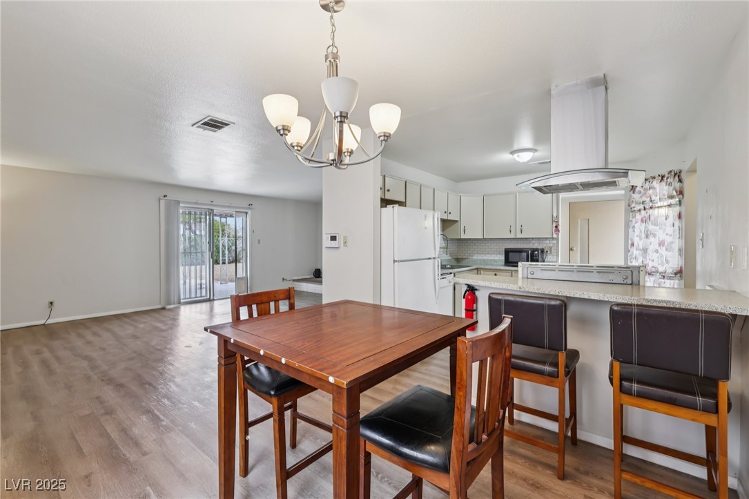 6912 Singing Dunes Lane Las Vegas NV 89145