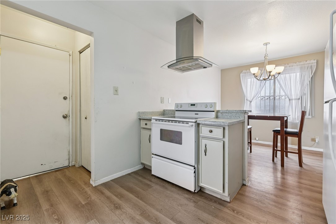 6912 Singing Dunes Lane Las Vegas NV 89145