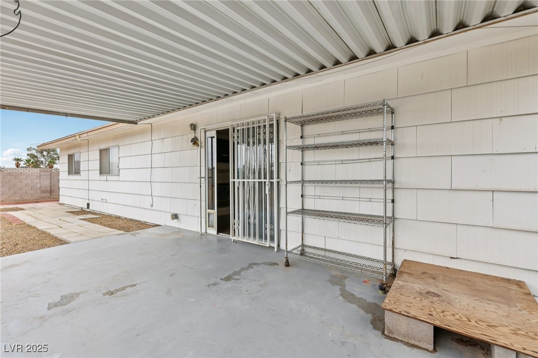 6912 Singing Dunes Lane Las Vegas NV 89145