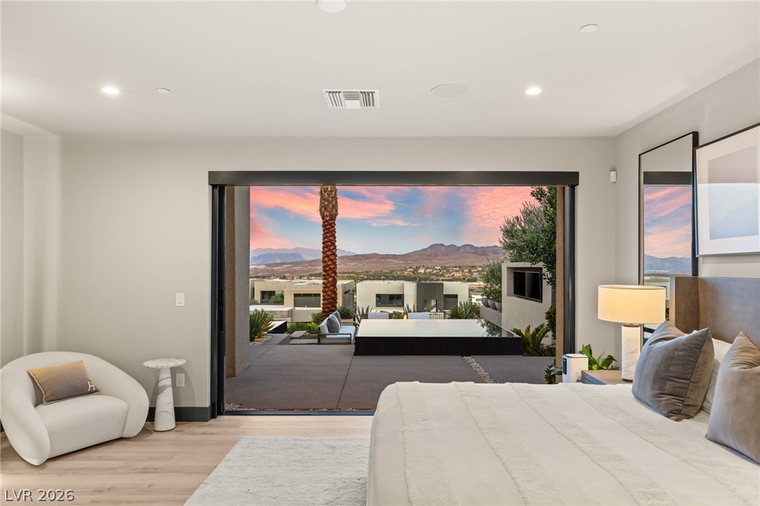 12 Desert Lake Lane Henderson NV 89011
