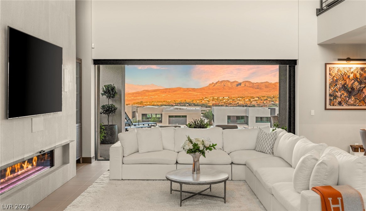12 Desert Lake Lane Henderson NV 89011