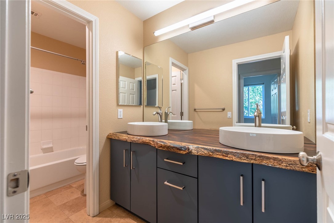 264 Chestnut Ridge Circle Henderson NV 89012
