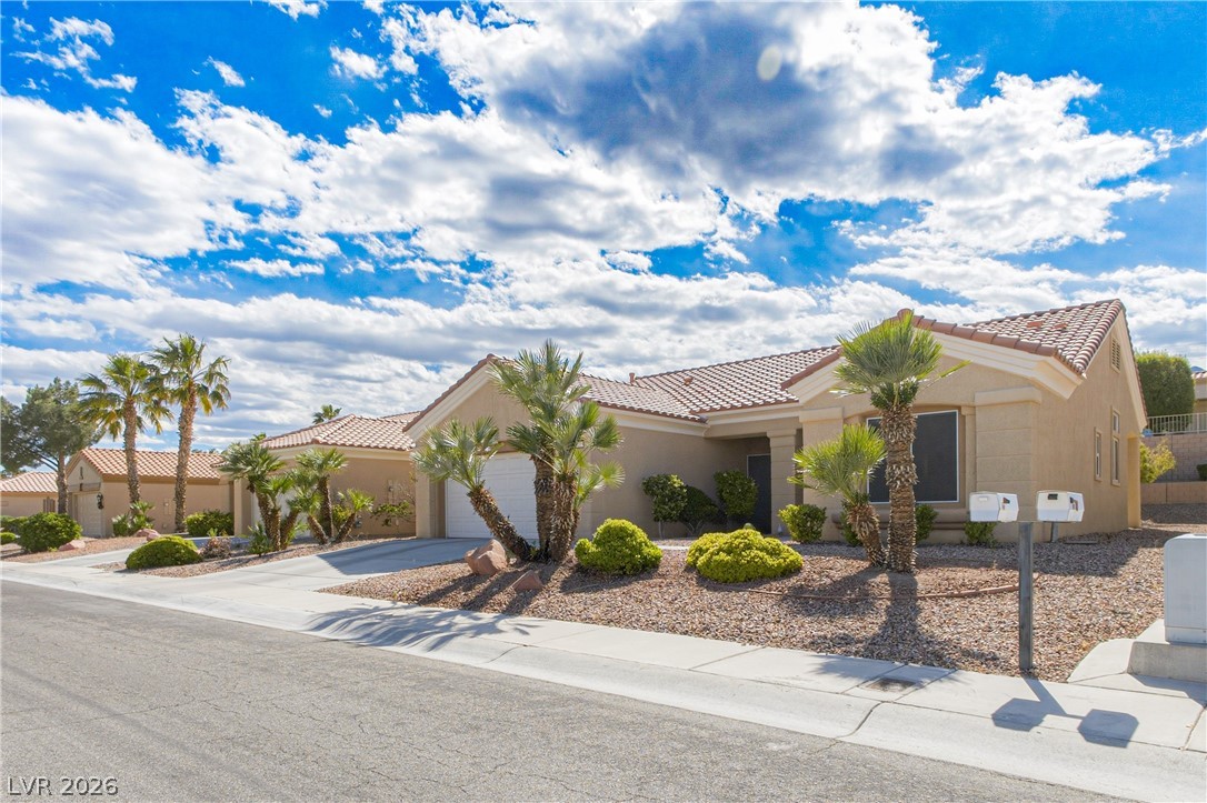 2121 Red Dawn Sky Street Las Vegas NV 89134