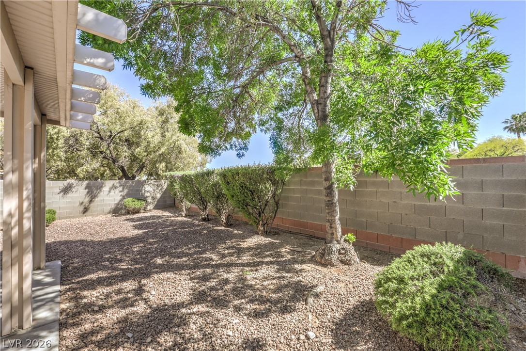 10709 Moon Flower Arbor Place Las Vegas NV 89144
