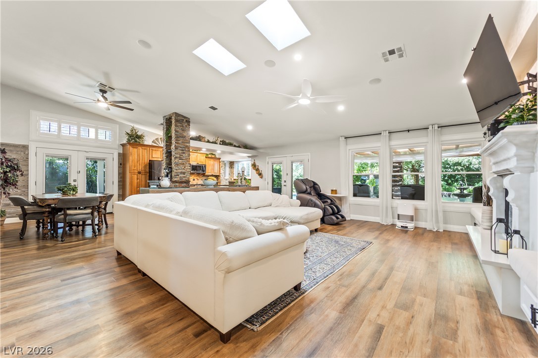 207 South White Cloud Circle Henderson NV 89074