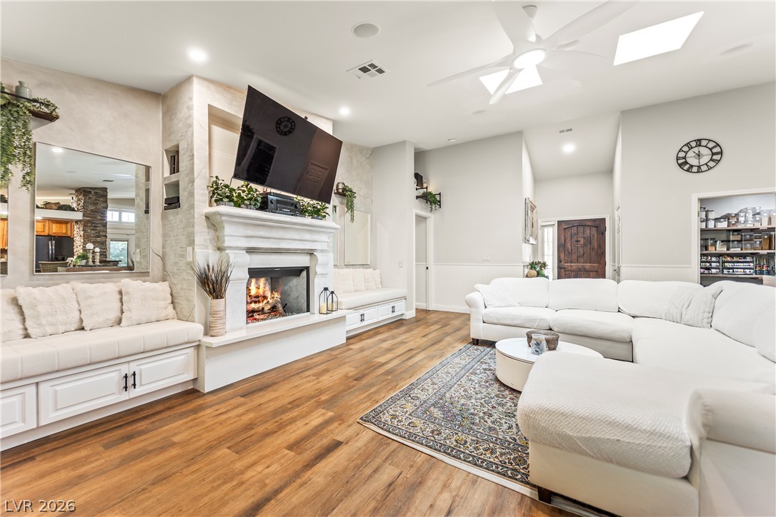 207 South White Cloud Circle Henderson NV 89074