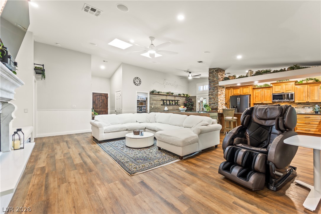 207 South White Cloud Circle Henderson NV 89074
