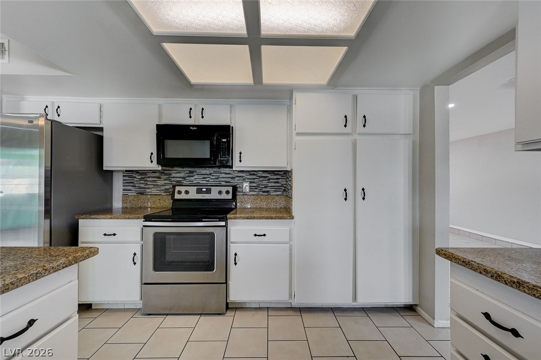 405 Davenport Lane Las Vegas NV 89107