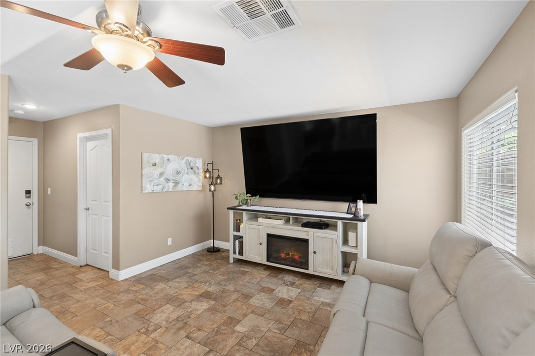 7808 Robinglen Avenue Las Vegas NV 89131