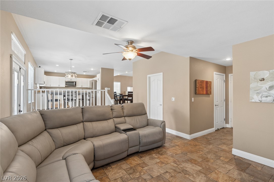 7808 Robinglen Avenue Las Vegas NV 89131