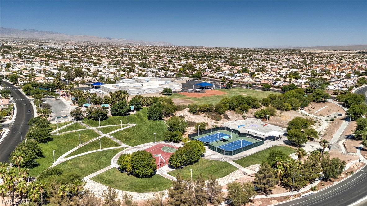 7808 Robinglen Avenue Las Vegas NV 89131