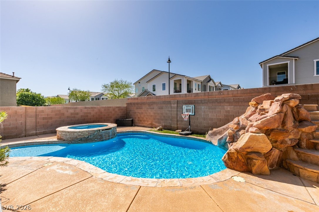 512 Beaconwood Street Henderson NV 89052