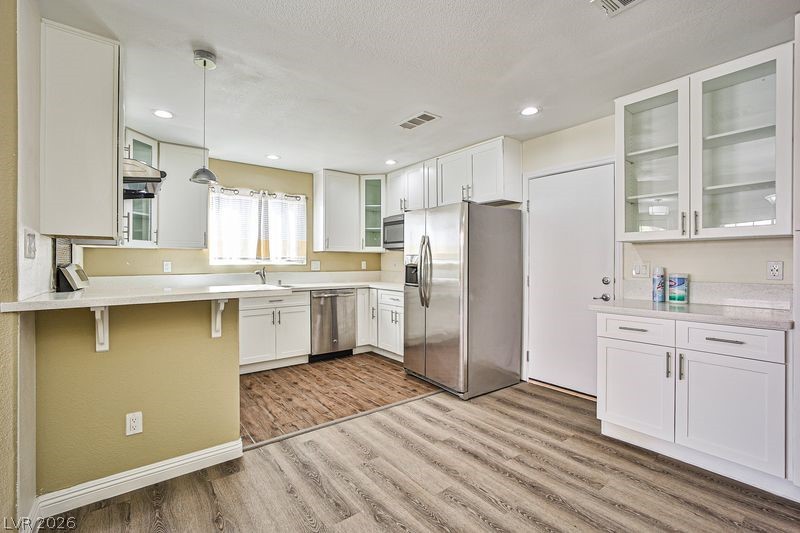 6054 Sunken River Trail Las Vegas NV 89118