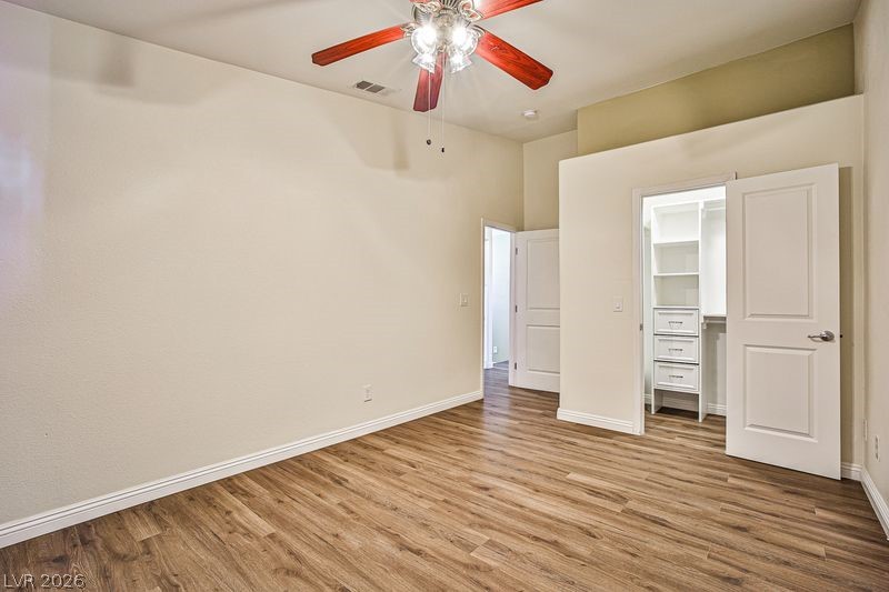 6054 Sunken River Trail Las Vegas NV 89118