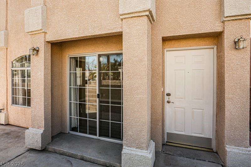 6054 Sunken River Trail Las Vegas NV 89118