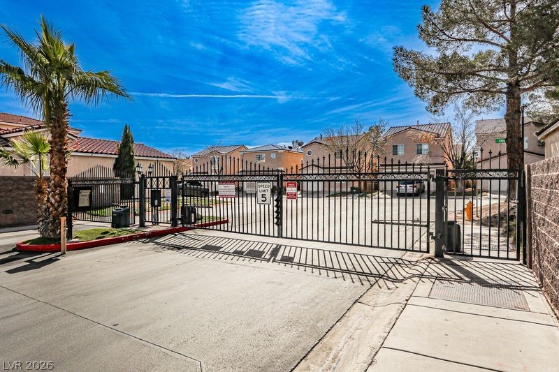 6054 Sunken River Trail Las Vegas NV 89118