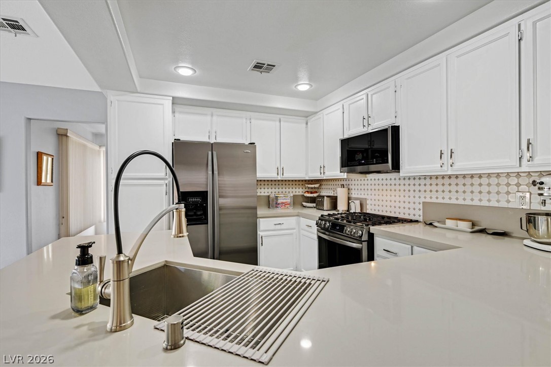 9408 Hollycrest Drive Las Vegas NV 89117