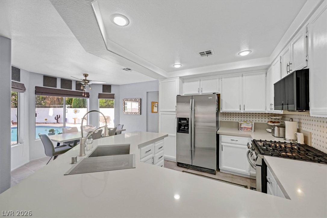 9408 Hollycrest Drive Las Vegas NV 89117