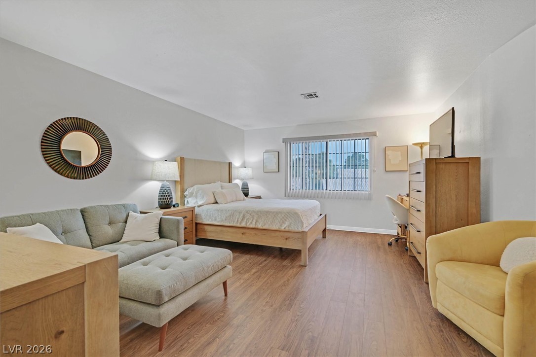 9408 Hollycrest Drive Las Vegas NV 89117
