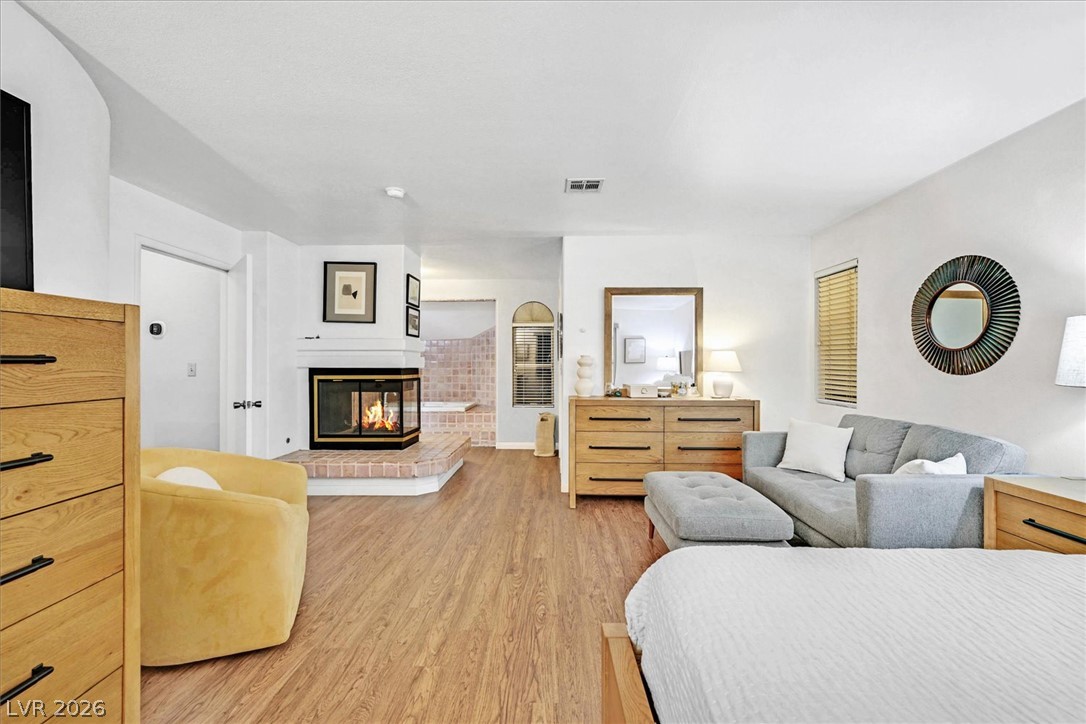 9408 Hollycrest Drive Las Vegas NV 89117