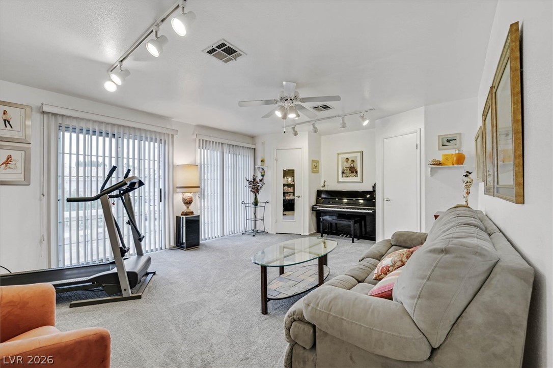 9408 Hollycrest Drive Las Vegas NV 89117