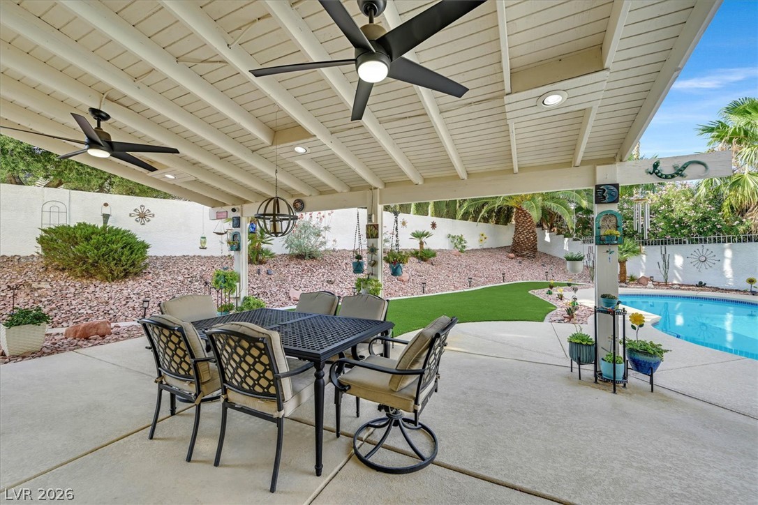 9408 Hollycrest Drive Las Vegas NV 89117