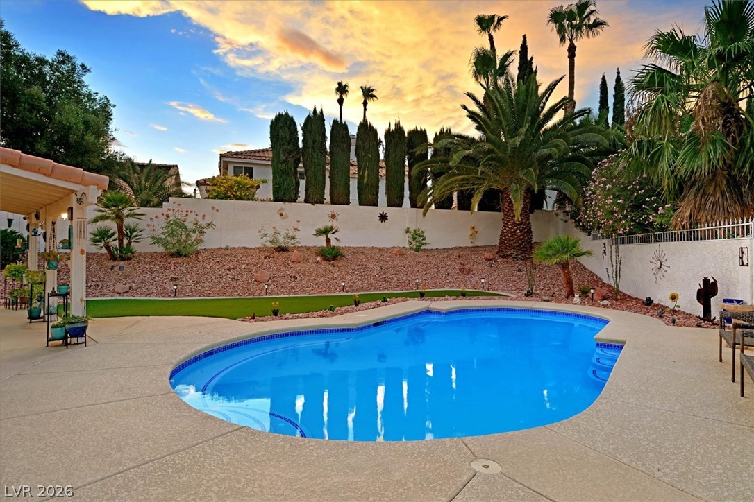 9408 Hollycrest Drive Las Vegas NV 89117
